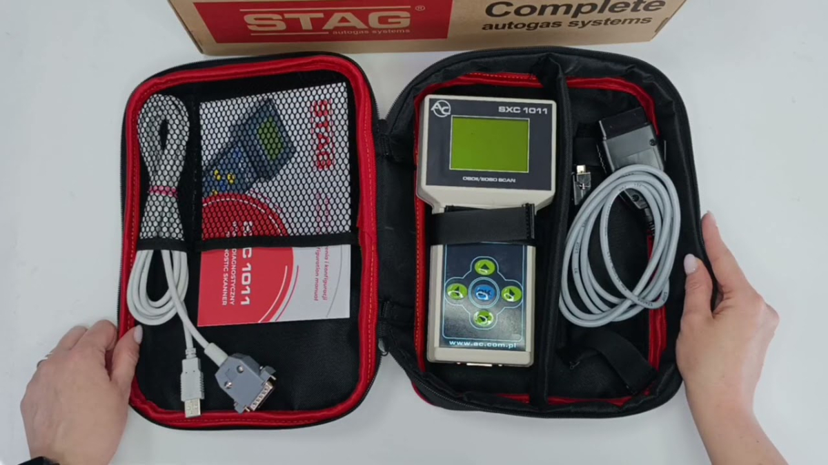 Автосканер діагностичний SXC 1011 до систем EOBD та OBD II